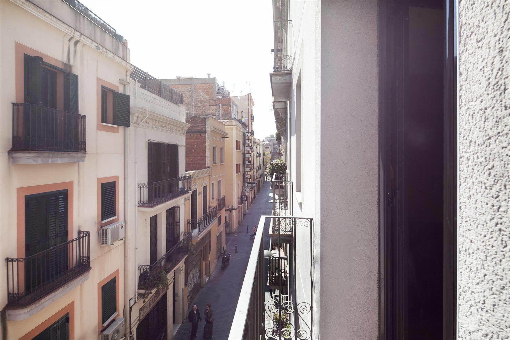 巴塞罗那市内桑兹公寓 外观 照片